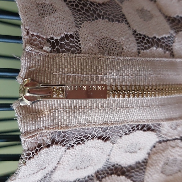 ANNE KLEIN lace dress, size 14, beige color. Like new condition. - Picture 8 of 11